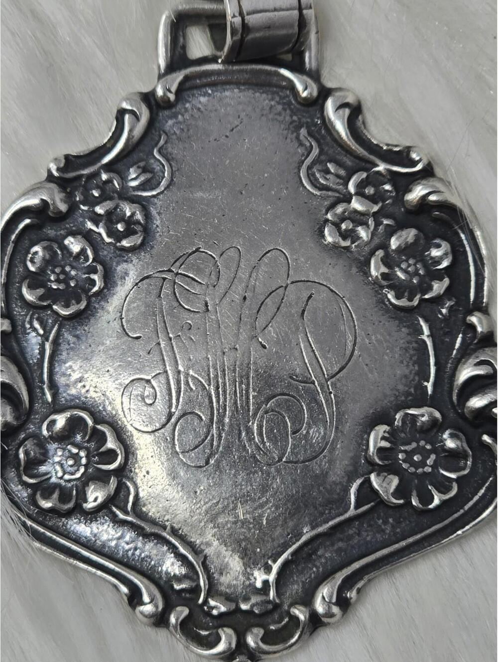 Vintage Foree Sterling Silver Floral Pendant 925
